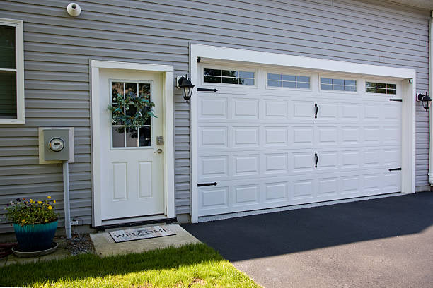 24/7 Emergency Garage Door Panel Replacement experts in Merrimac, VA